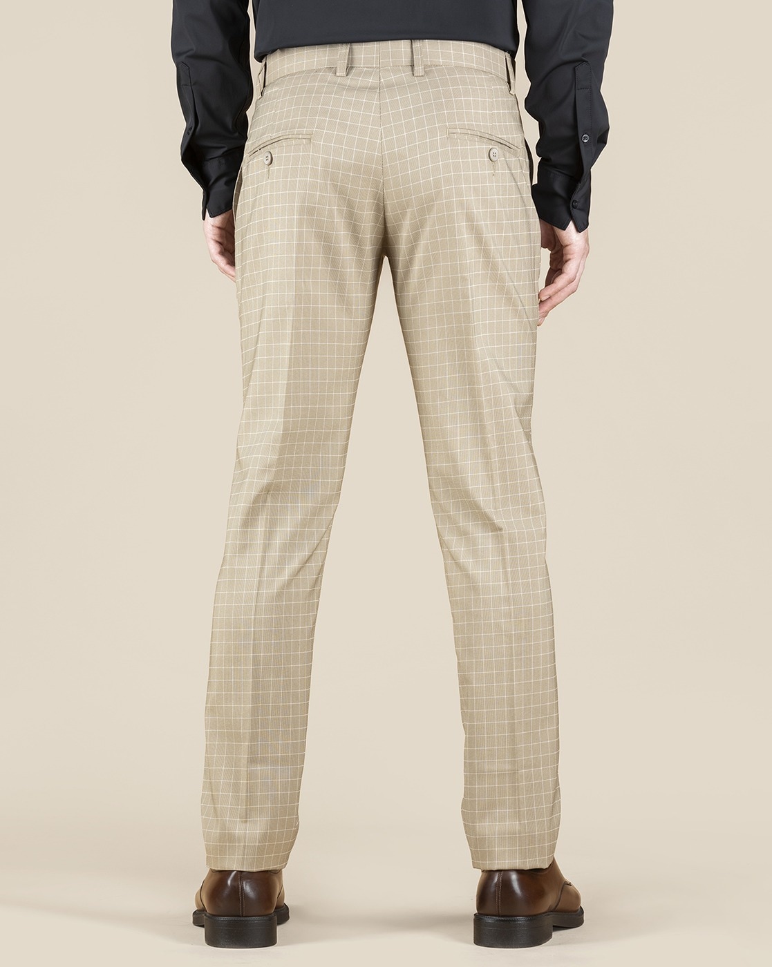 Chinos Beige Check Trouser, Slim Fit at Rs 725/piece in New Delhi | ID:  26517157212