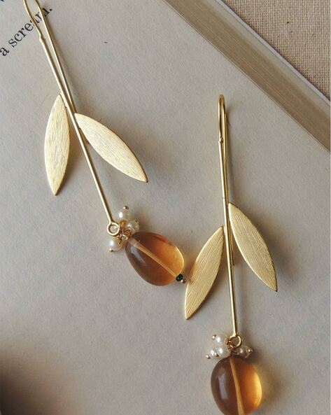 Buy Forever New Gold Plated Stones Studded Leaf Shaped Drop Earrings -  Earrings for Women 26382422 | Myntra