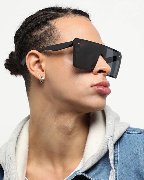 Black sunglasses with outlet straight top