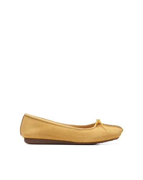 Yellow ballerinas hot sale