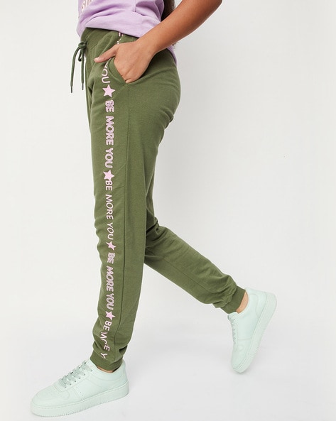 Buy Women Varsity Print Joggers with Insert Pockets Online at Best Prices  in India - JioMart.