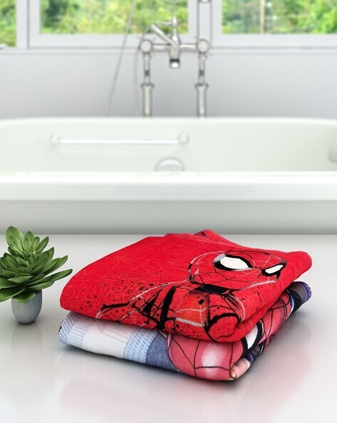 Marvel outlet bath towels