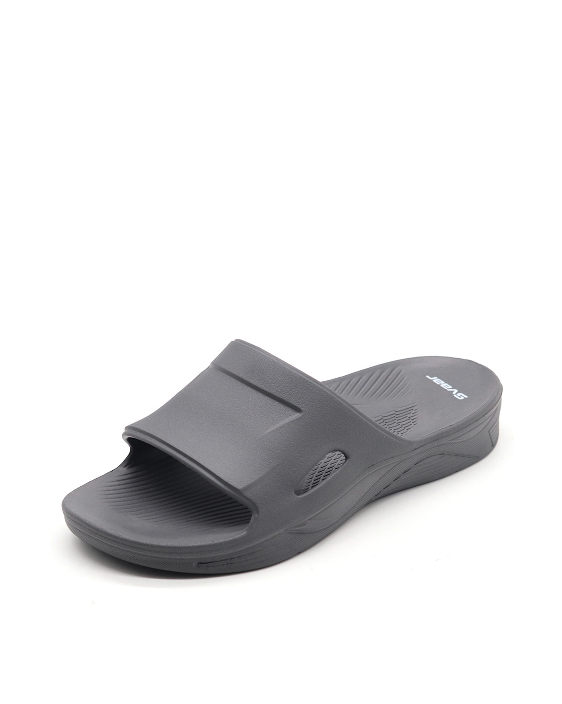 Svaar shops flip flops