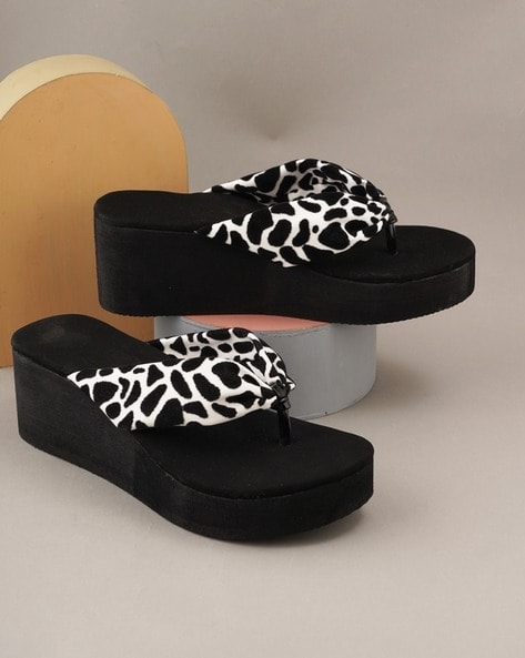 Buy online Black Animal Print Slippers from footwear for Women by Jove for  ₹499 at 0% off | 2024 Limeroad.com