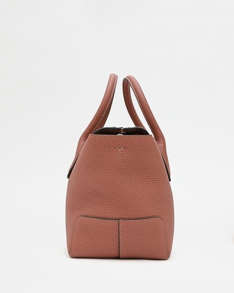 Black Triple Pocket Sling Leather Bag | Yoon Se Ri - Crash Landing On You -  Fashion Chingu