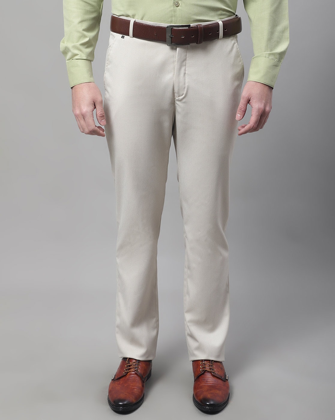 Discover 93+ white trousers men best - in.cdgdbentre