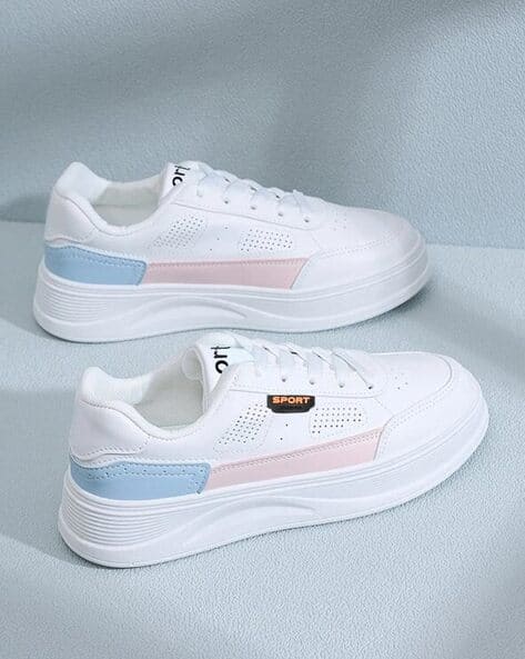 Women Colourblock Lace-Up Sneakers