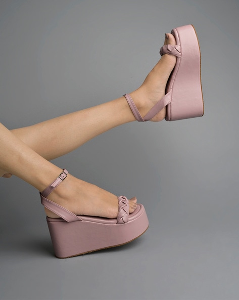 Braided Platforms with Buckle Closure