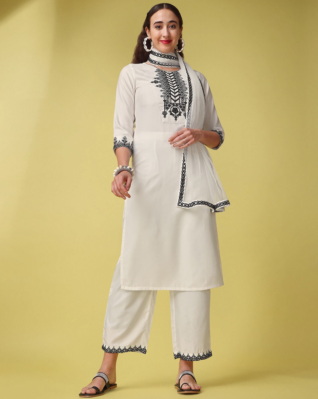 Buy Sea Green Kurta Suit Sets for Women by SHOWOFF Online | Ajio.com