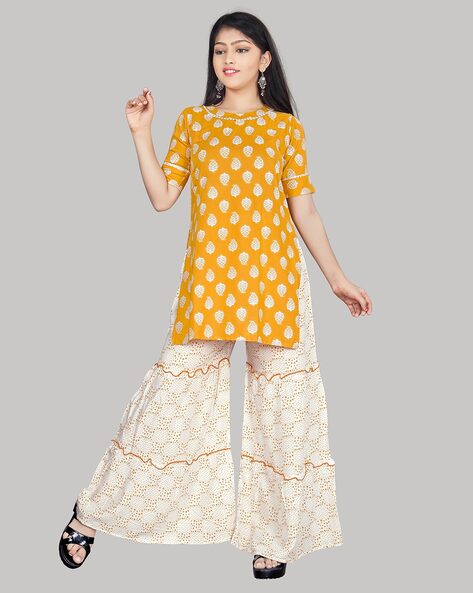 Yellow kurti with hot sale white sharara