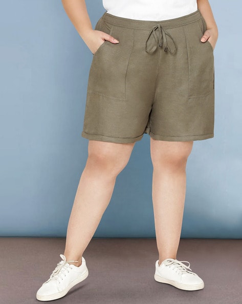 Womens pull best sale on cargo shorts