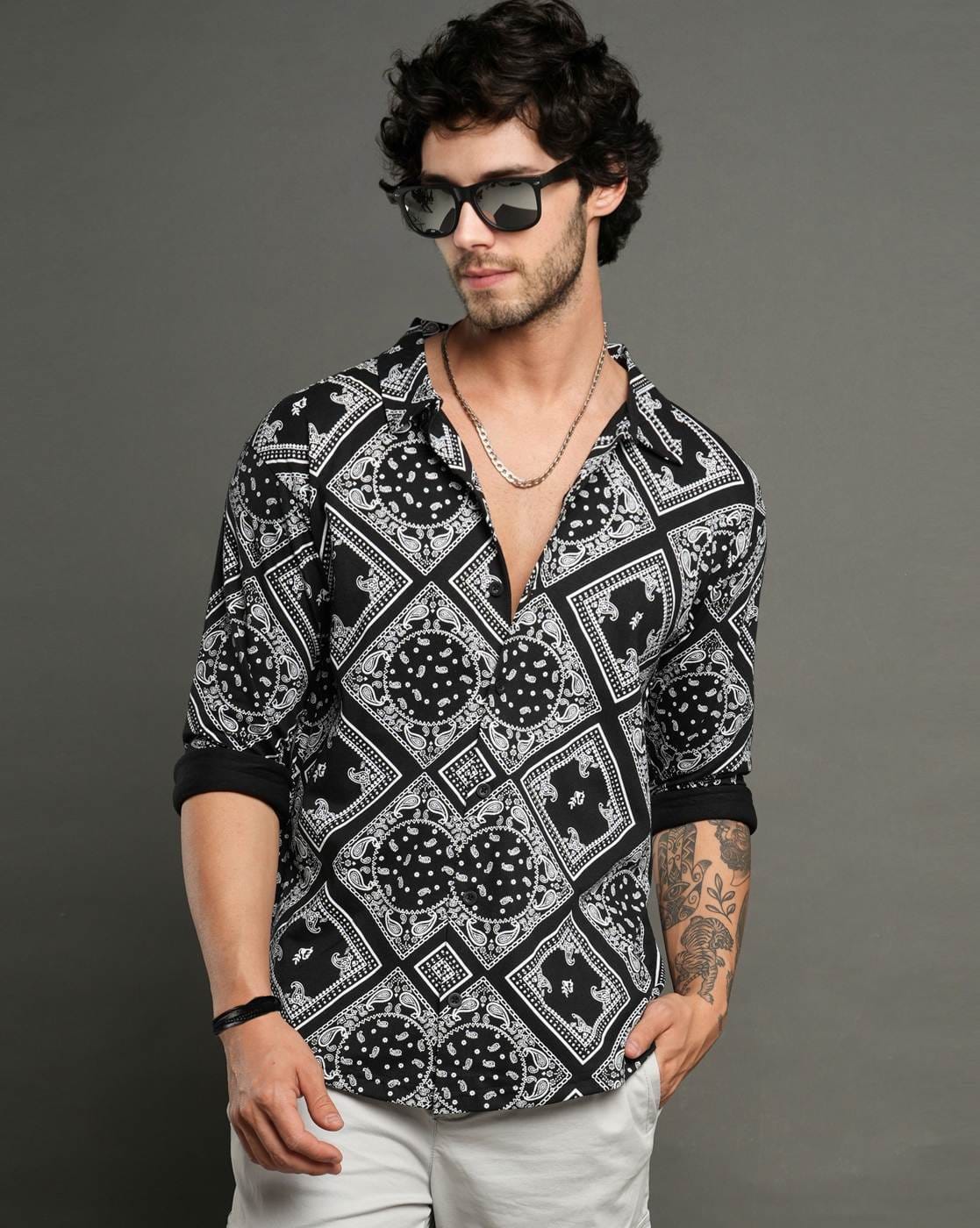 -1117Wx1400H-465969969-black-