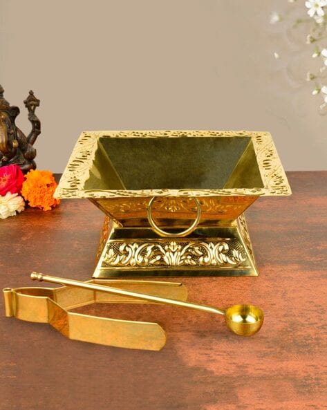 Buy Gold-toned Festive Gifts for Home & Kitchen by Stylemyway