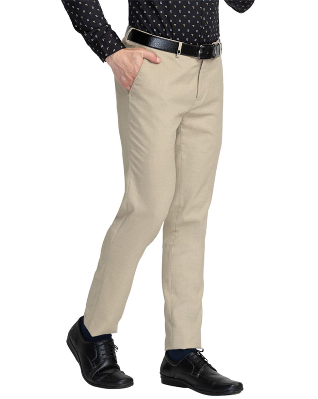 Buy Oxemberg Men Black Brawn Fit Solid Trousers - Trousers for Men 7744848  | Myntra