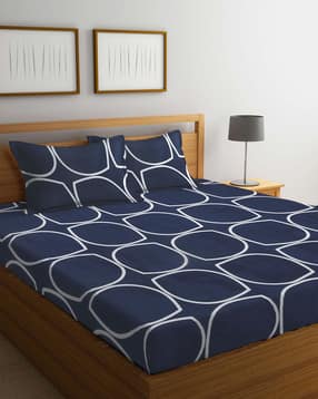 klotthe 300 TC Geometric Print King Size Bedsheet with Pillow Covers-picture-15