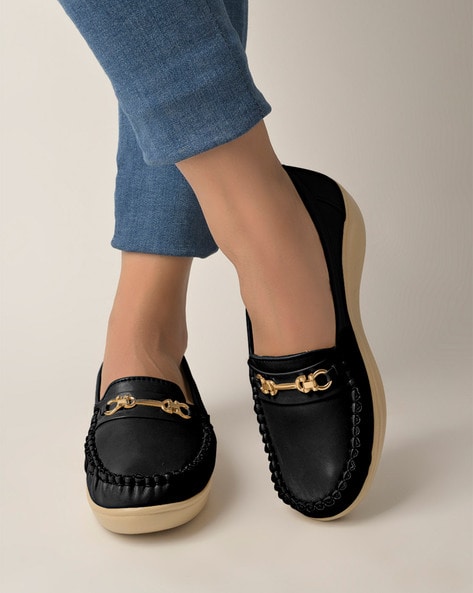 discount moccasins