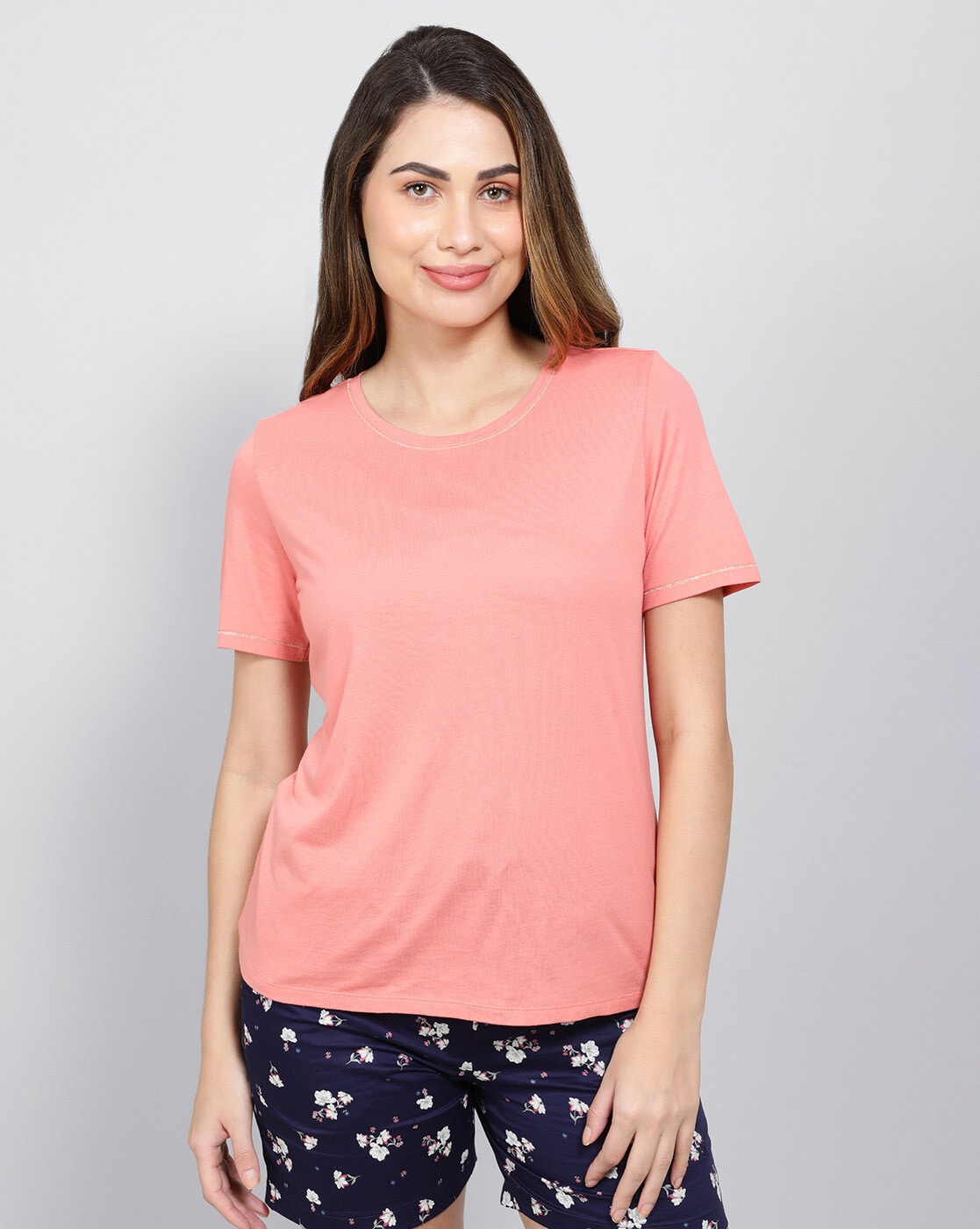 RX71 Micro Modal Cotton Relaxed Fit Round-Neck T-Shirt with Metallic  Threaded Neck and Sleeve