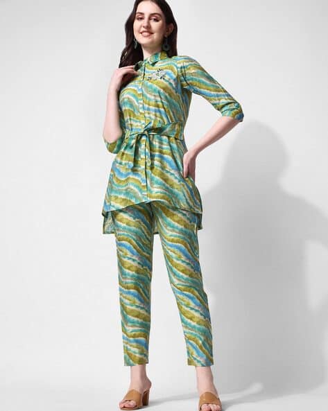 BERRYLICIOUS Printed Pant-Suit Set