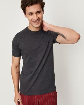 max Short-Sleeves Crew-Neck T-Shirt-picture-21