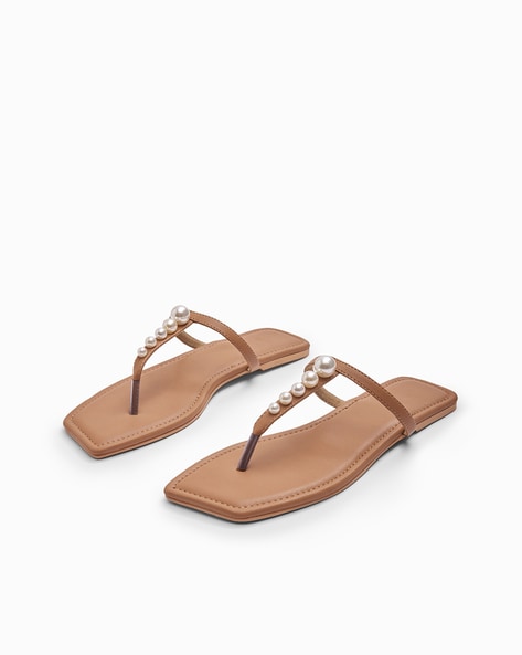 Black Leather Trin Flat Sandals | Deval Store