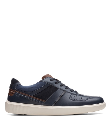 Clarks Men Round-Toe Lace-Up Sneakers