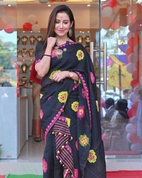 Mekhela hot sale chador saree