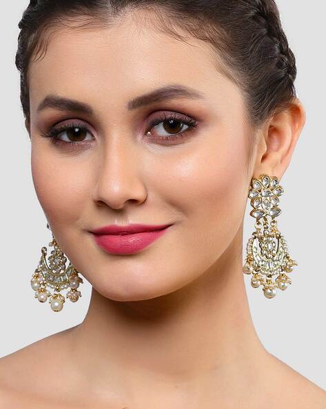 Buy Karatcart Blue Peacock Kundan Studded Earrings with Maangtikka Online