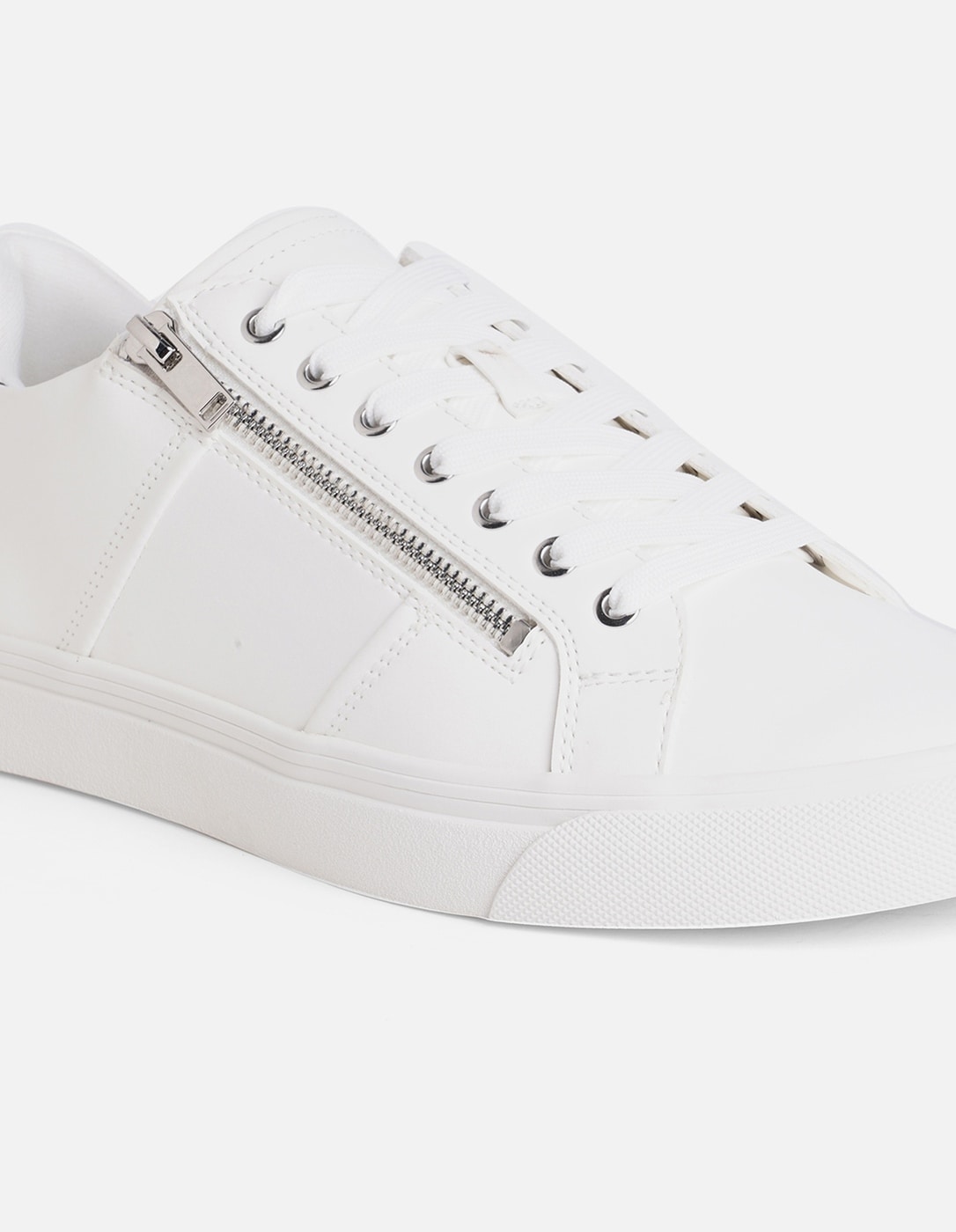 Buy online Men Color Block White Lace Up Sneaker from Casual Shoes for Men  by Woakers for ₹709 at 83% off | 2024 Limeroad.com