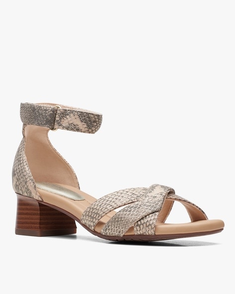 Clarks hotsell beige sandals