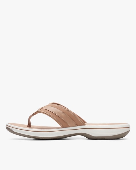 Clarks brinkley flip flops hot sale