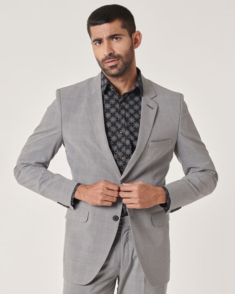 Mr button outlet suit