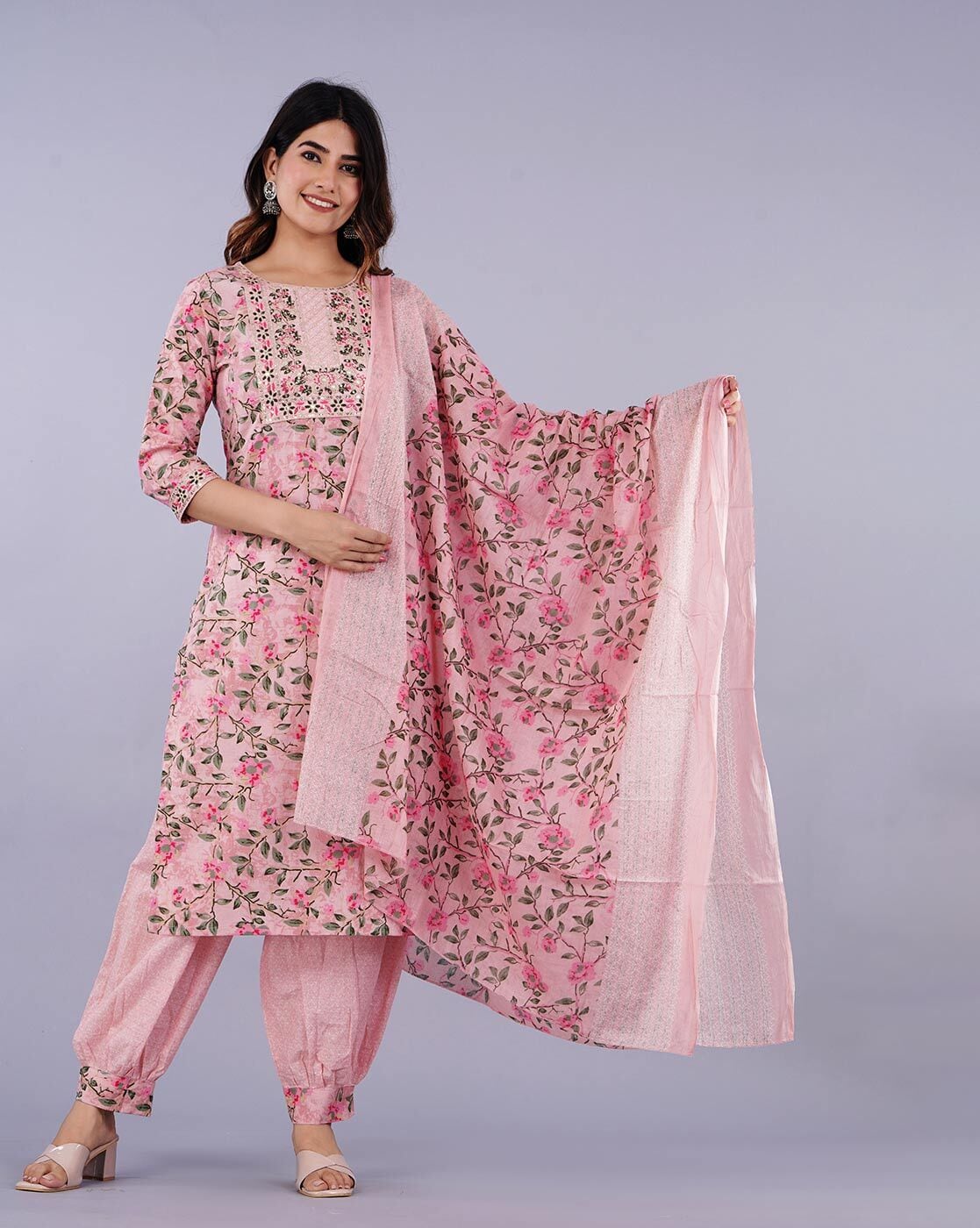 Buy Bunaai Petal Perfection Floral Pink Kurta Pant Set For Women Online