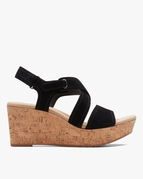 Clarks closed cheap toe wedges