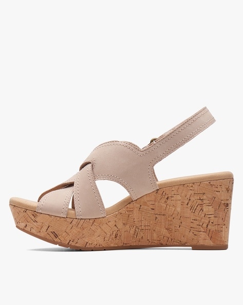 Clarks tan outlet wedges