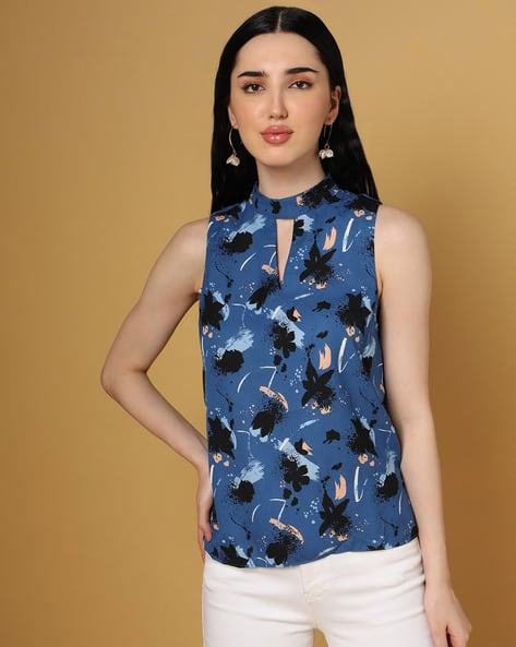 ISCENERY BY VERO MODA Printed Top with Cutout Neckline