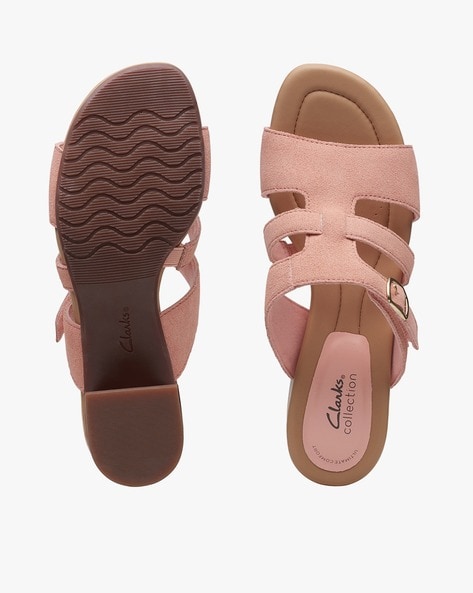 Amazon.com | Clarks Women's April Cove Flat Sandal, Black Leather, 5 |  Heeled Sandals