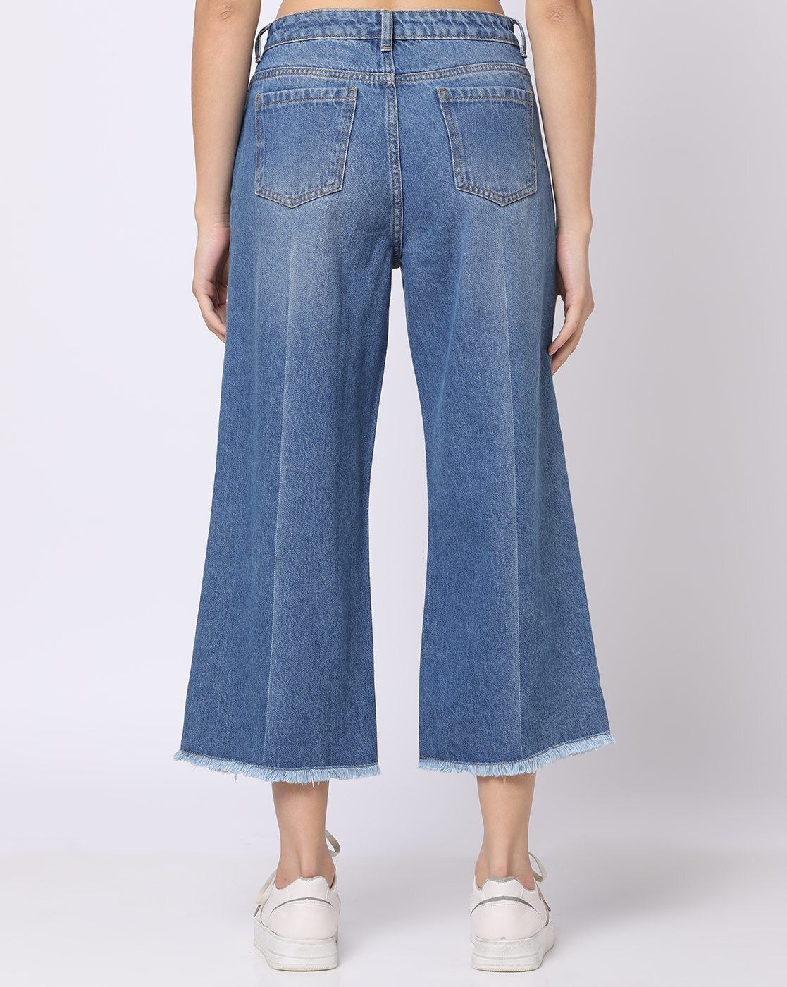 Eliza Faulkner Yasmin Culotte on Garmentory | Wide leg denim, Blue denim  pants, Light blue denim