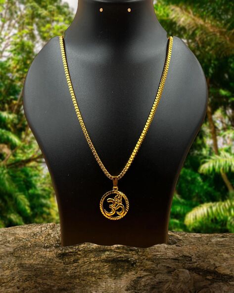 Gold plated chain and on sale pendant