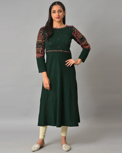 W online sale winter kurtis