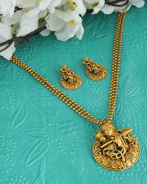 Victorian lord krishna pendent | New gold jewellery designs, Mens gold  jewelry, Antique bridal jewelry