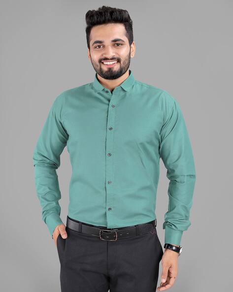 Men Solid Regular Fit Shirt