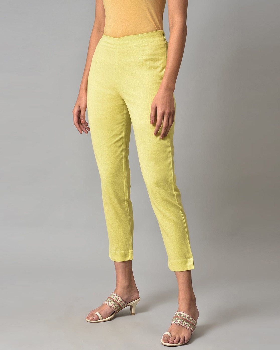 Slimming Ankle Pants