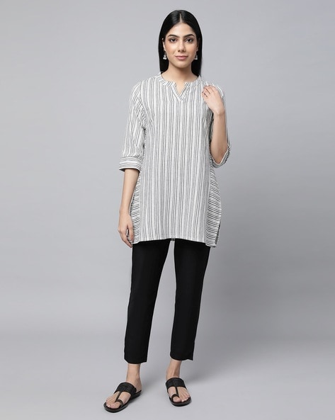Buy Aurelia White Cotton Striped Straight Short Kurti for Women Online @  Tata CLiQ