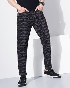 the indian garage co Camouflage Print Slim Fit Chinos-picture-17