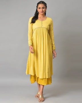 Share more than 158 aurelia red kurti