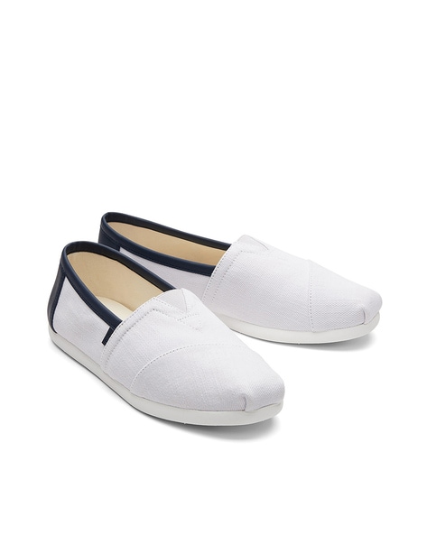 Toms classic 2025 white canvas