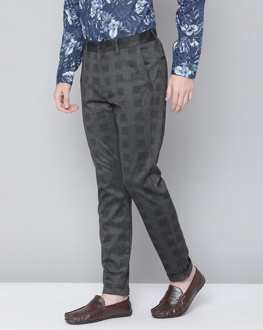 Buy Men Black Check Slim Fit Casual Trousers Online - 659626 | Peter England