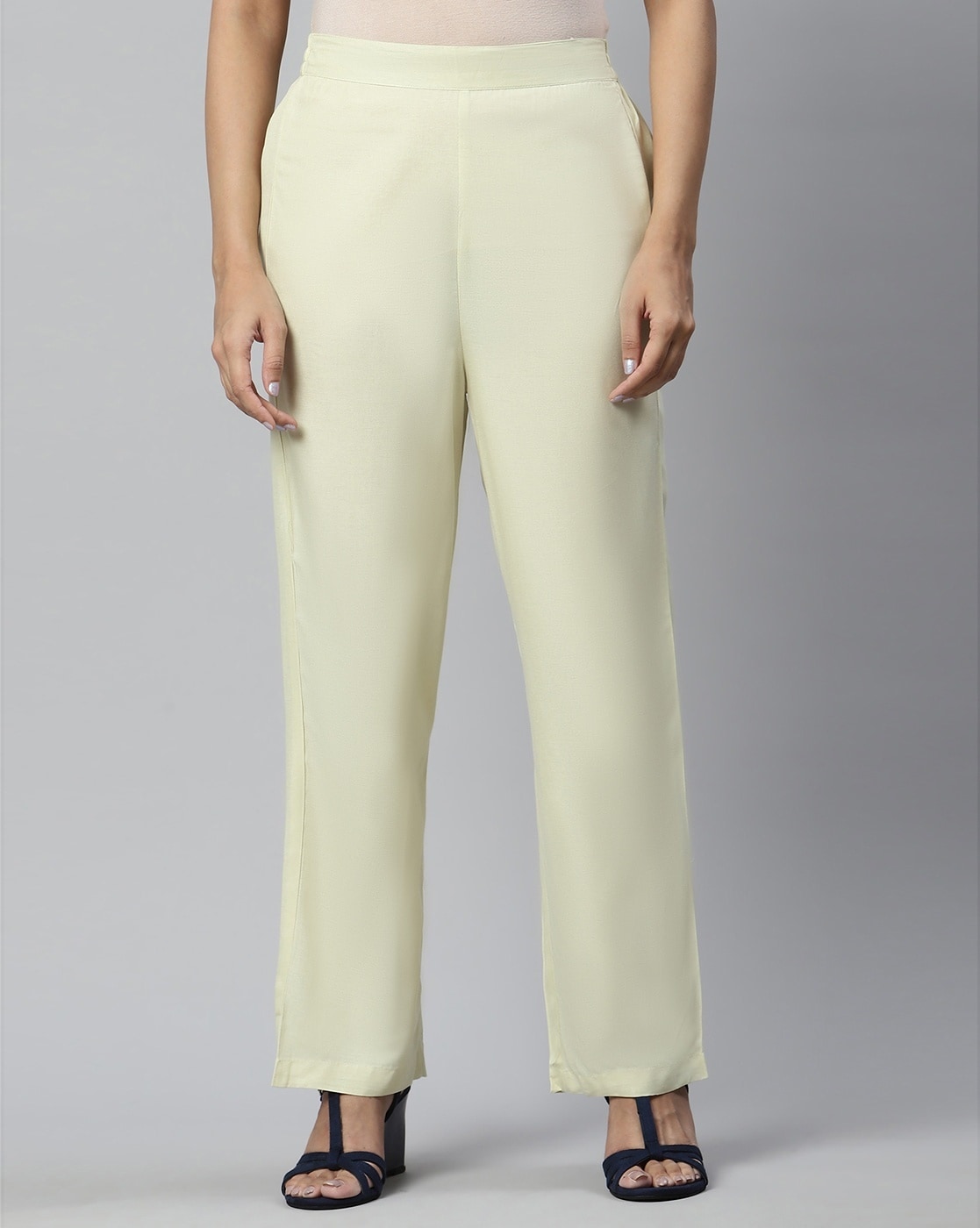 Aurelia Relaxed Women Beige Trousers - Buy Aurelia Relaxed Women Beige Trousers  Online at Best Prices in India | Flipkart.com