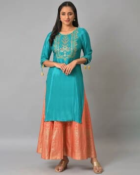 Embroidered Straight Kurta-image-10