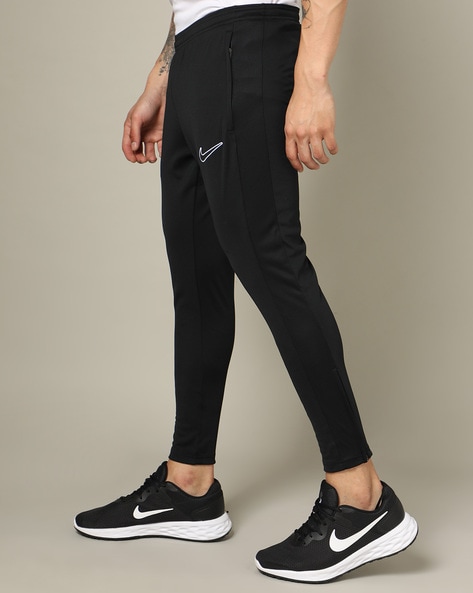Nike  Sportswear Club Fleece Cargo Pants Mens  Closed Hem Fleece Jogging  Bottoms  SportsDirectcom